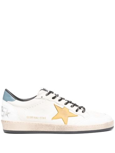 GOLDEN GOOSE - Sneakers Ballstar in pelle bianco e stella oro