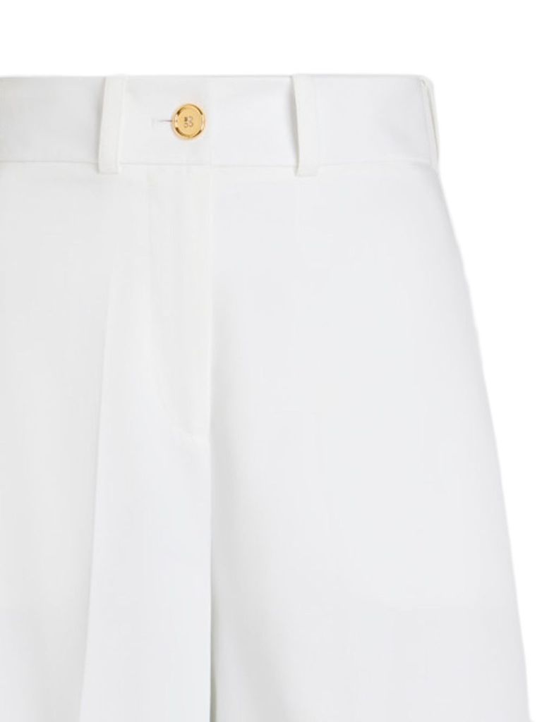 Patou Front Pleated High Waist Shorts With Pockets In White