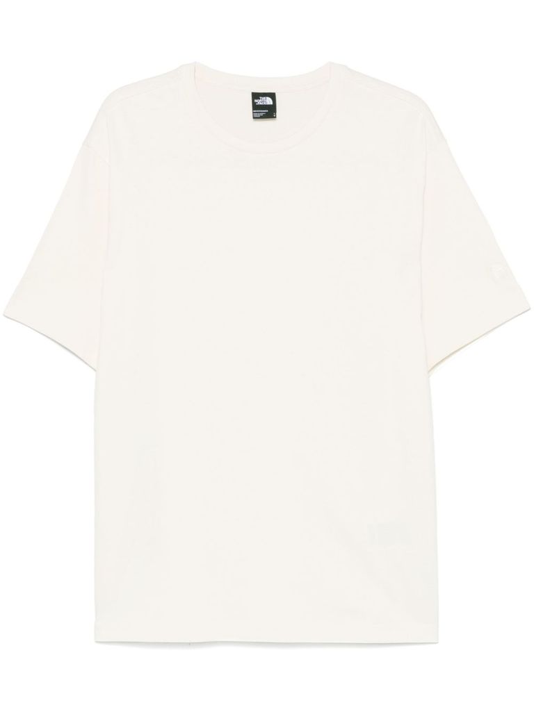 THE NORTH FACE CREW NECK T-SHIRT IN WHITE WITH LOGO