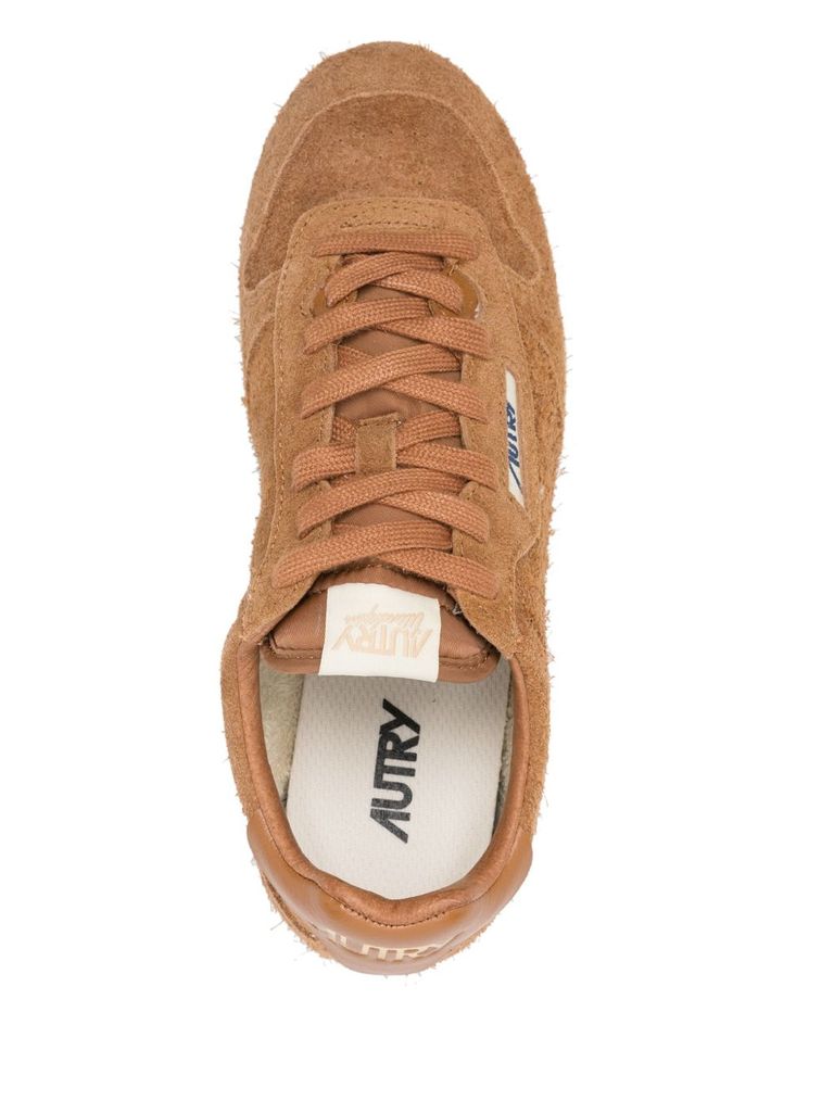 Windspin' suede sneakers in camel brown