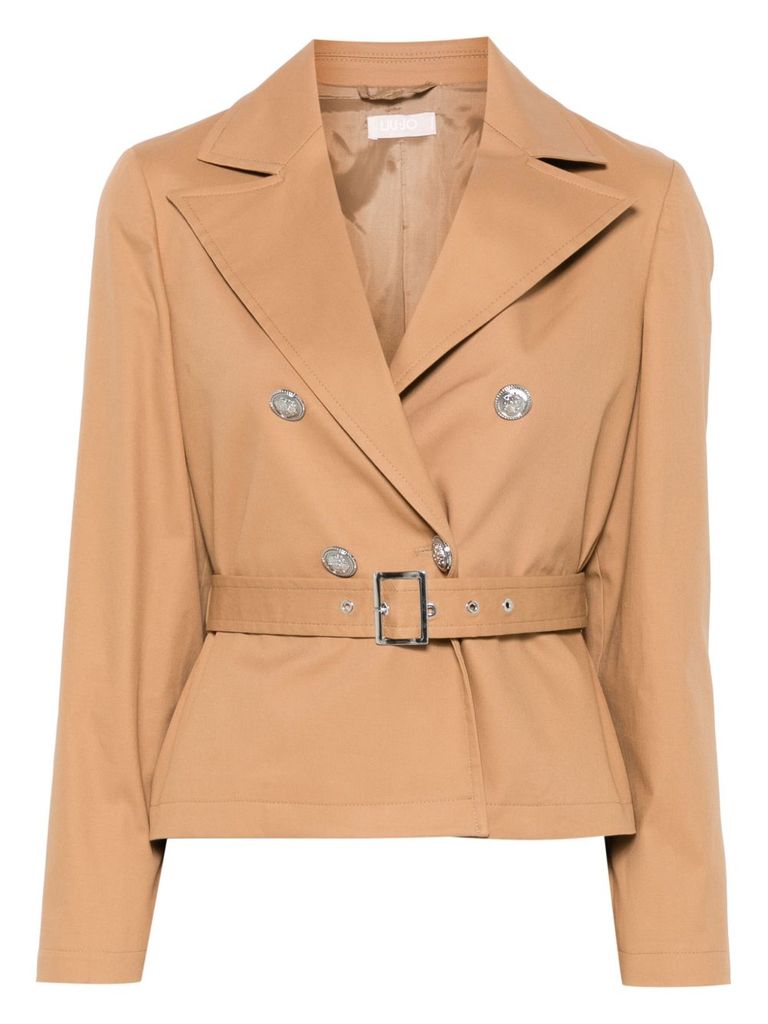 Fitted double-breasted blazer