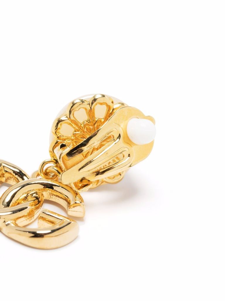 【DOLCE & GABBANA】Orecchini a clips con logo Clip-on earrings with DG logo in Gold for Women