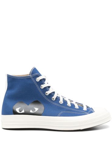 COMME DES GARÇONS PLAY - Sneakers with heart