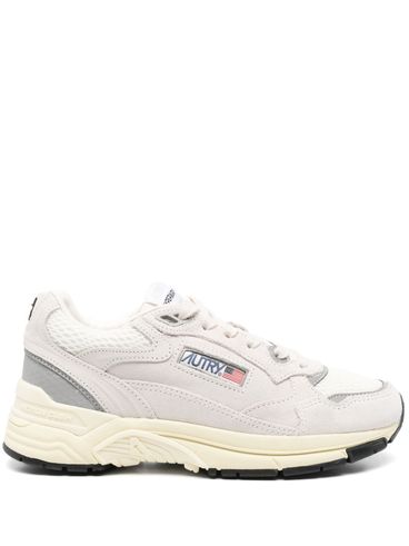 AUTRY - Sneakers 'Hyperway Low' argento e nero