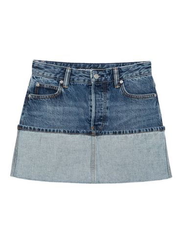 ALEXANDER WANG - Minigonna in denim blu chiaro con risvolto