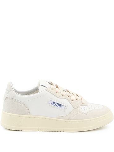 AUTRY - Sneakers 'Medalist Low' in pelle bianca