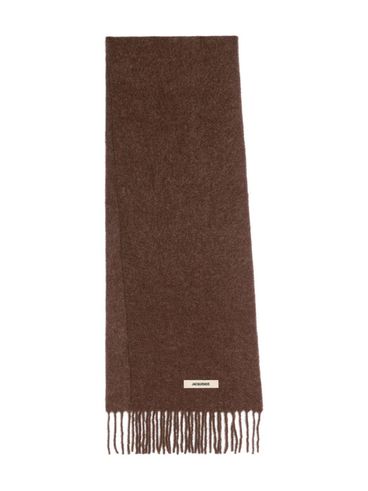 JACQUEMUS - Sciarpa marrone con frange e logo
