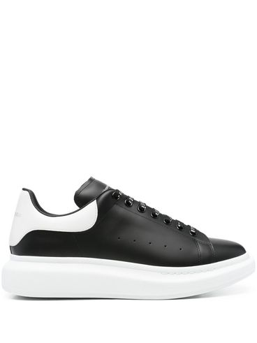 ALEXANDER McQUEEN - Sneakers 'Larry' in pelle di vitello nera