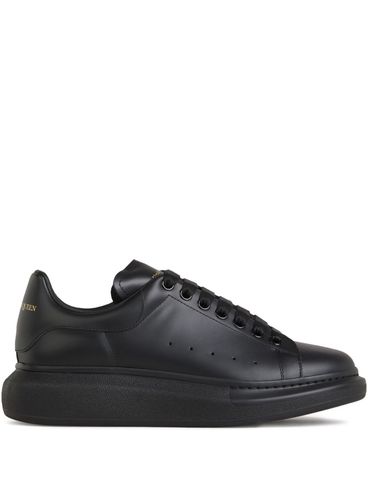 ALEXANDER McQUEEN - Sneakers 'Oversize' in pelle nera