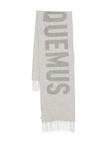 JACQUEMUS - Sciarpa con frange e logo