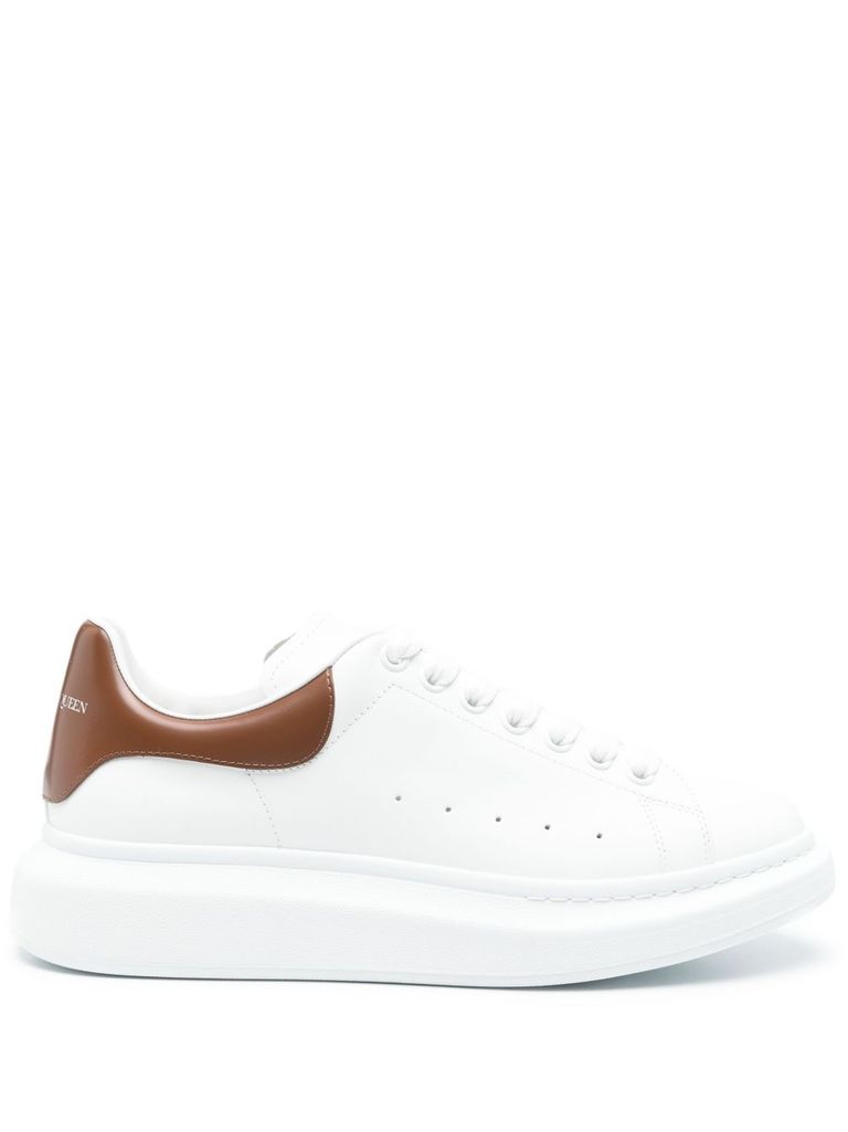Alexander Mcqueen Sneakers Oversized In White