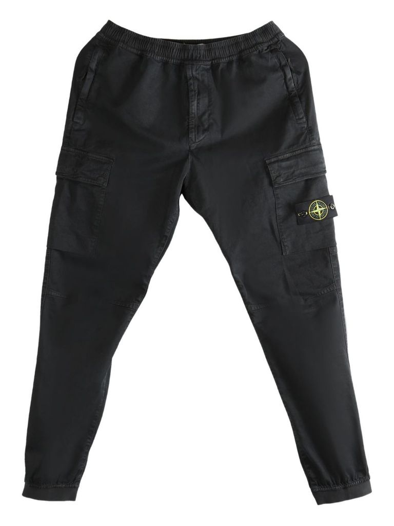 Stone Island Cargo Trousers With Logo Patch In Black